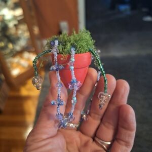 Handcrafted Beaded Plant-Inspired Jewelry